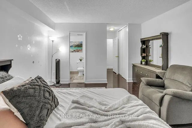 Additional property image - 3380 Eglinton Ave Unit 1412
