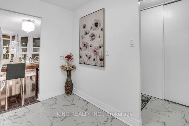 Additional property image - 3380 Eglinton Ave Unit 1412
