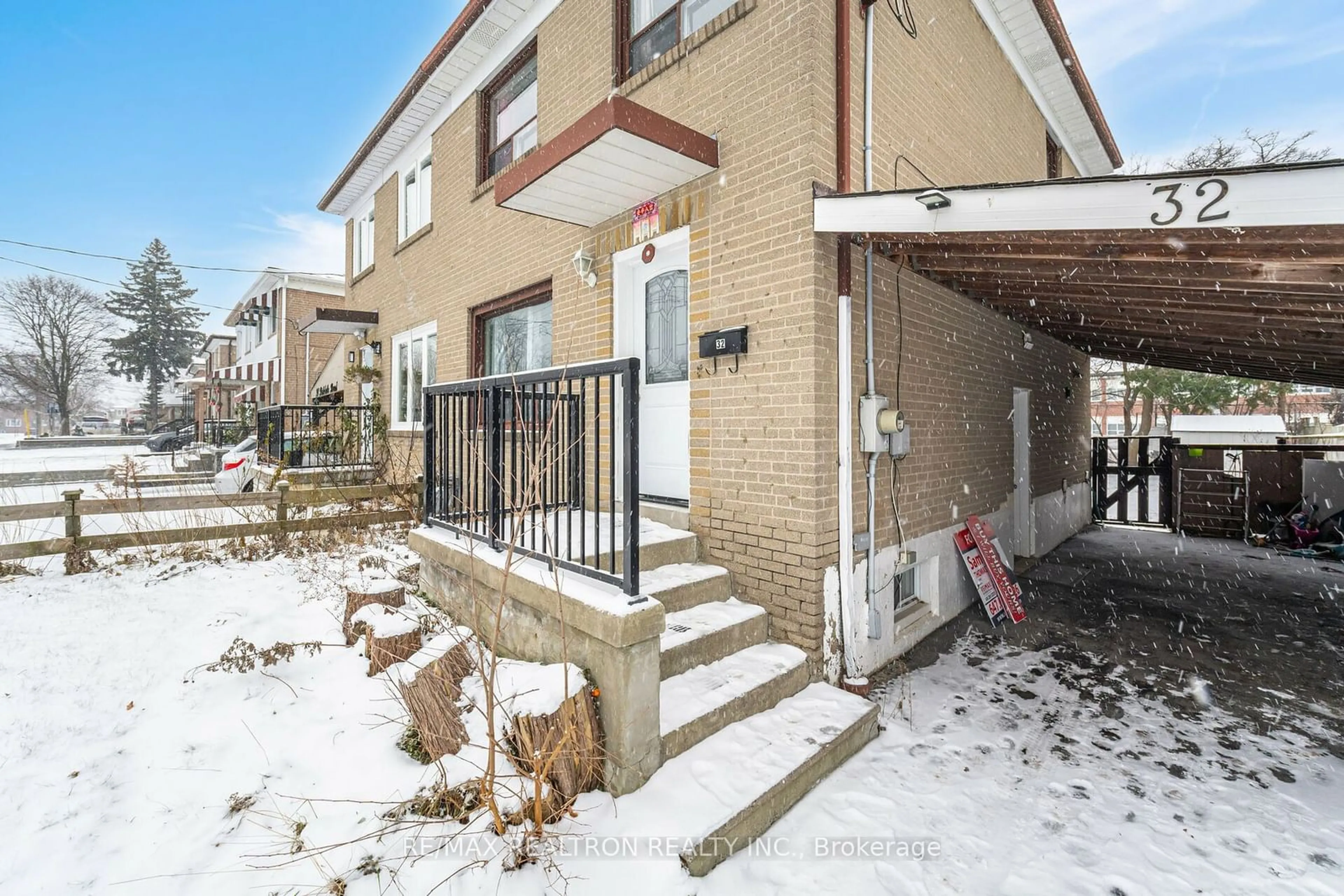 Unknown for 32 Birkdale Rd, Toronto Ontario M1P 3R4