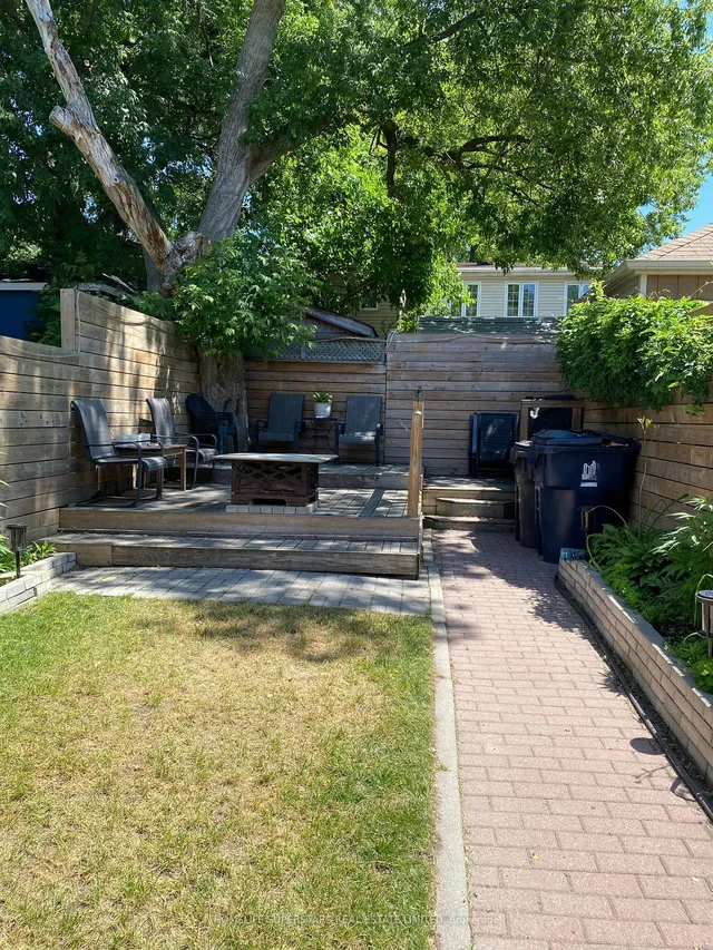 Additional property image - 1263 Woodbine Ave