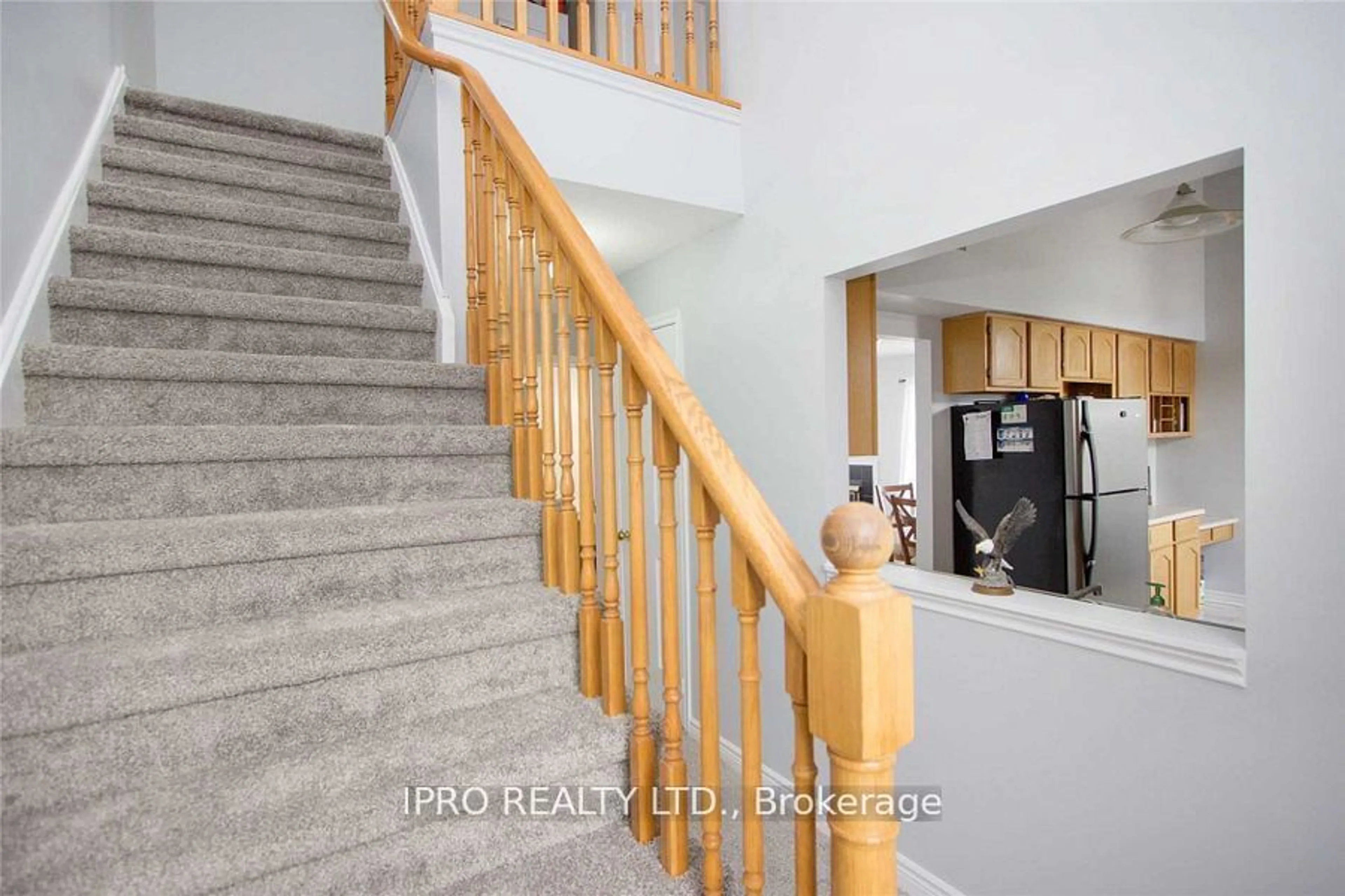 Stairs for 1663 Nash Rd #D-17, Clarington Ontario L1E 1S8