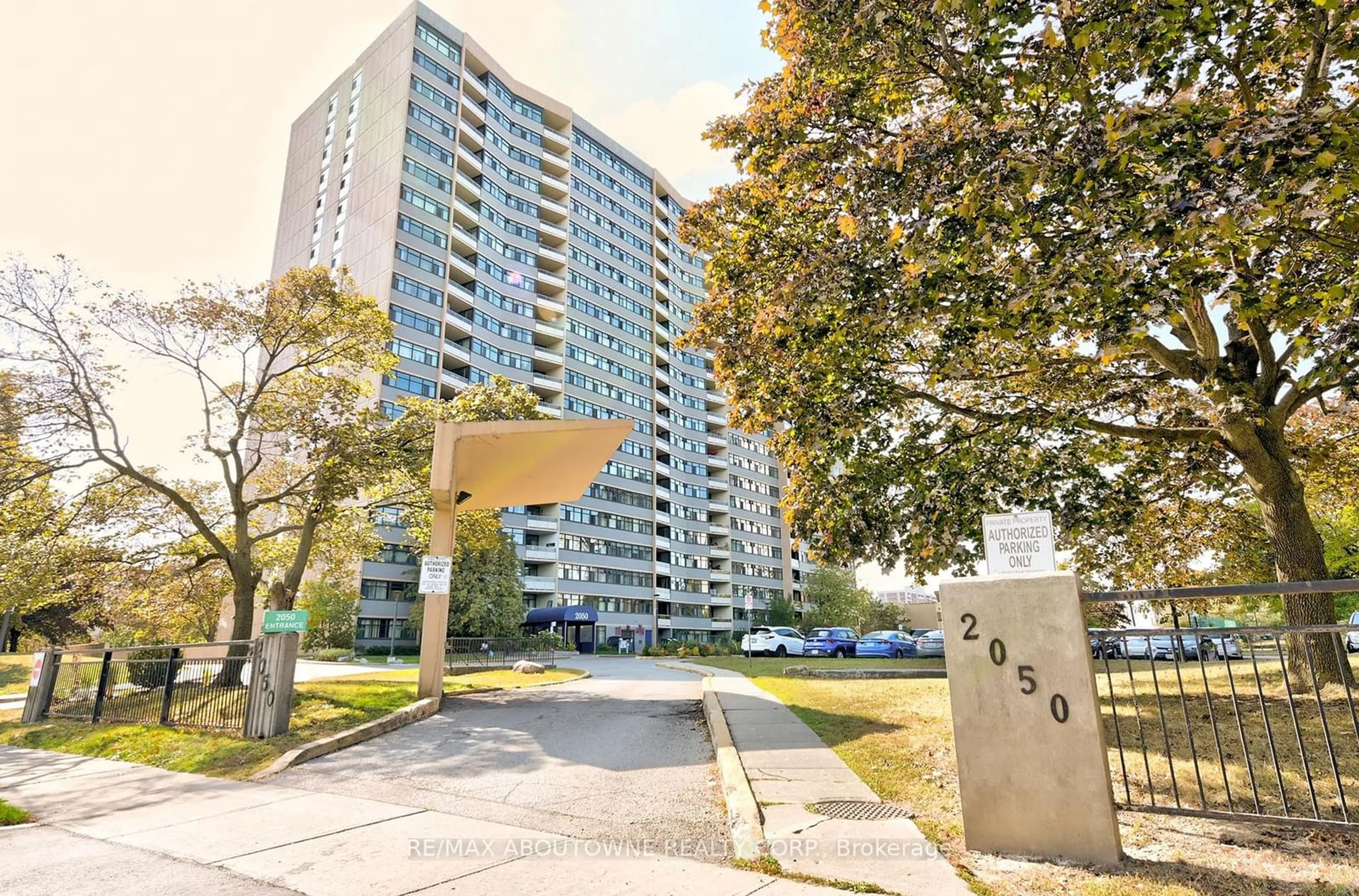 Unknown for 2050 Bridletowne Circ #310, Toronto Ontario M1W 2V5