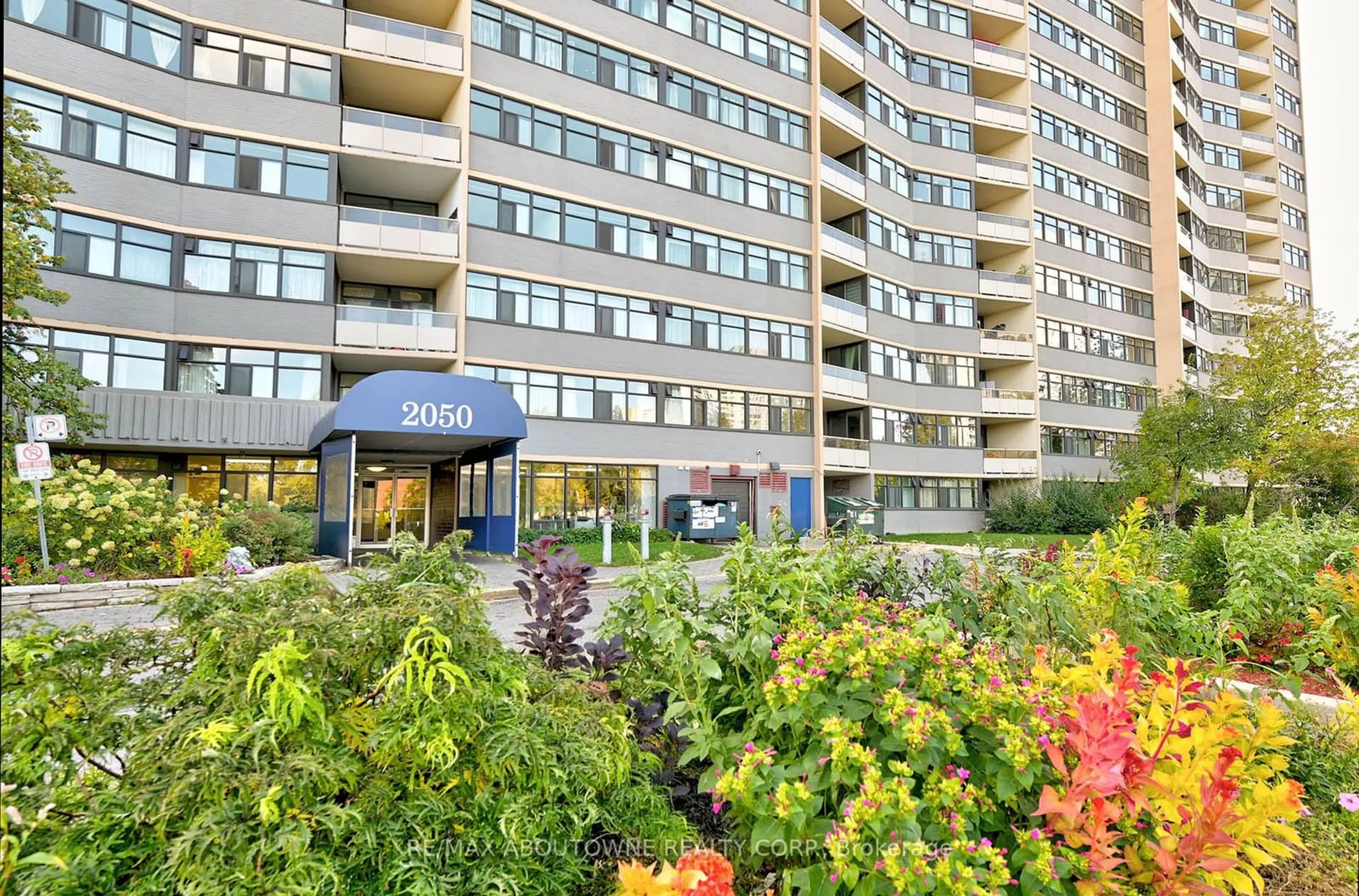 Unknown for 2050 Bridletowne Circ #310, Toronto Ontario M1W 2V5