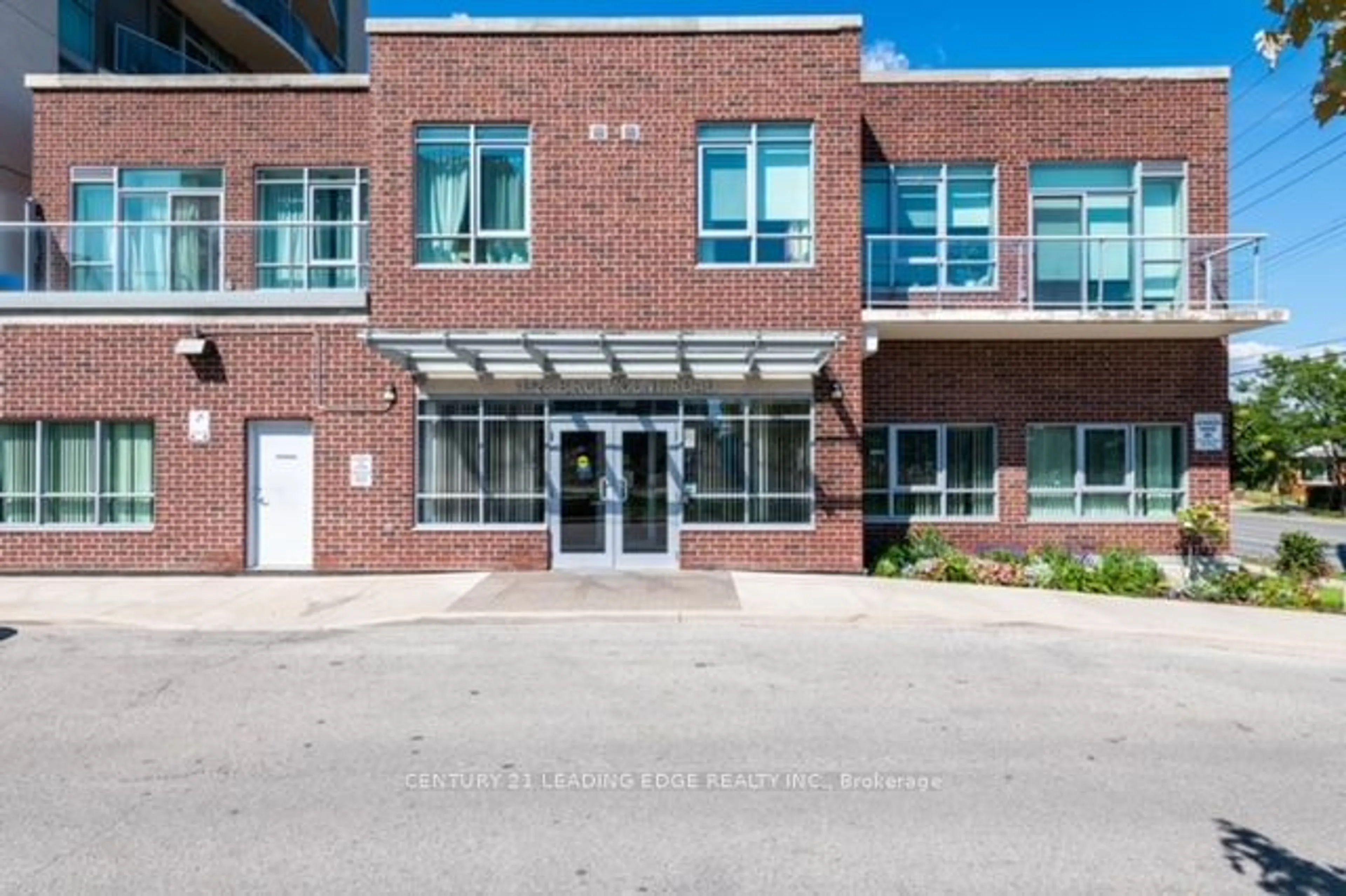 Indoor foyer for 1328 Birchmount Rd #901, Toronto Ontario M1R 0B6