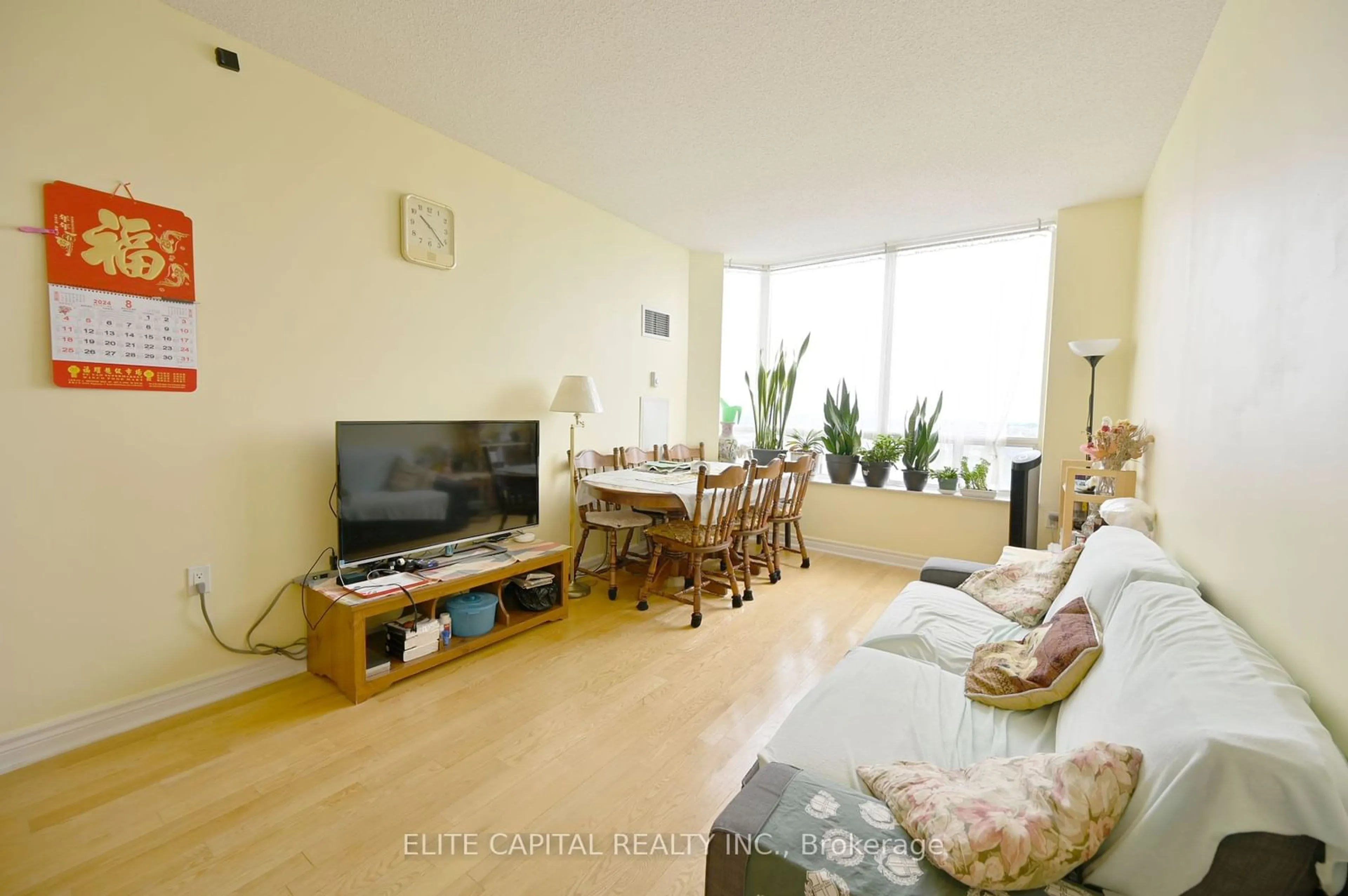 Living room with furniture, unknown for 3088 Kennedy Rd #PH8, Toronto Ontario M1V 5M4