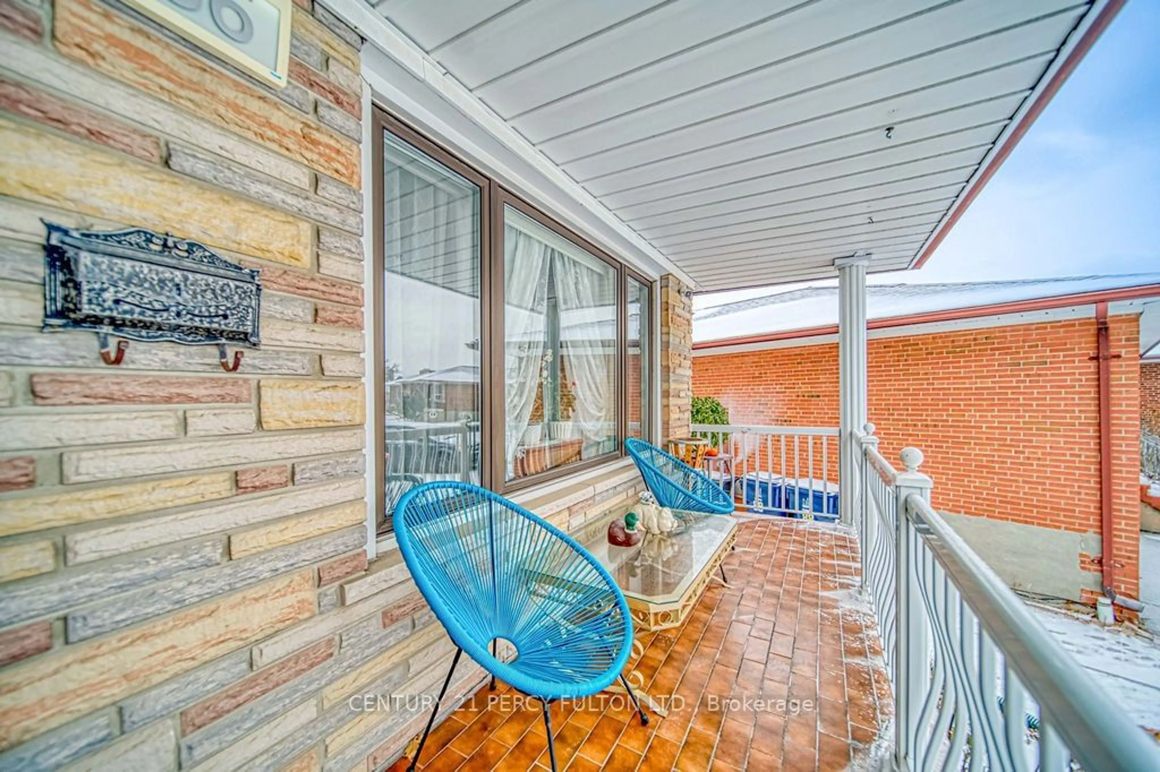 Patio, street for 86 Iangrove Terr, Toronto Ontario M1W 2H2