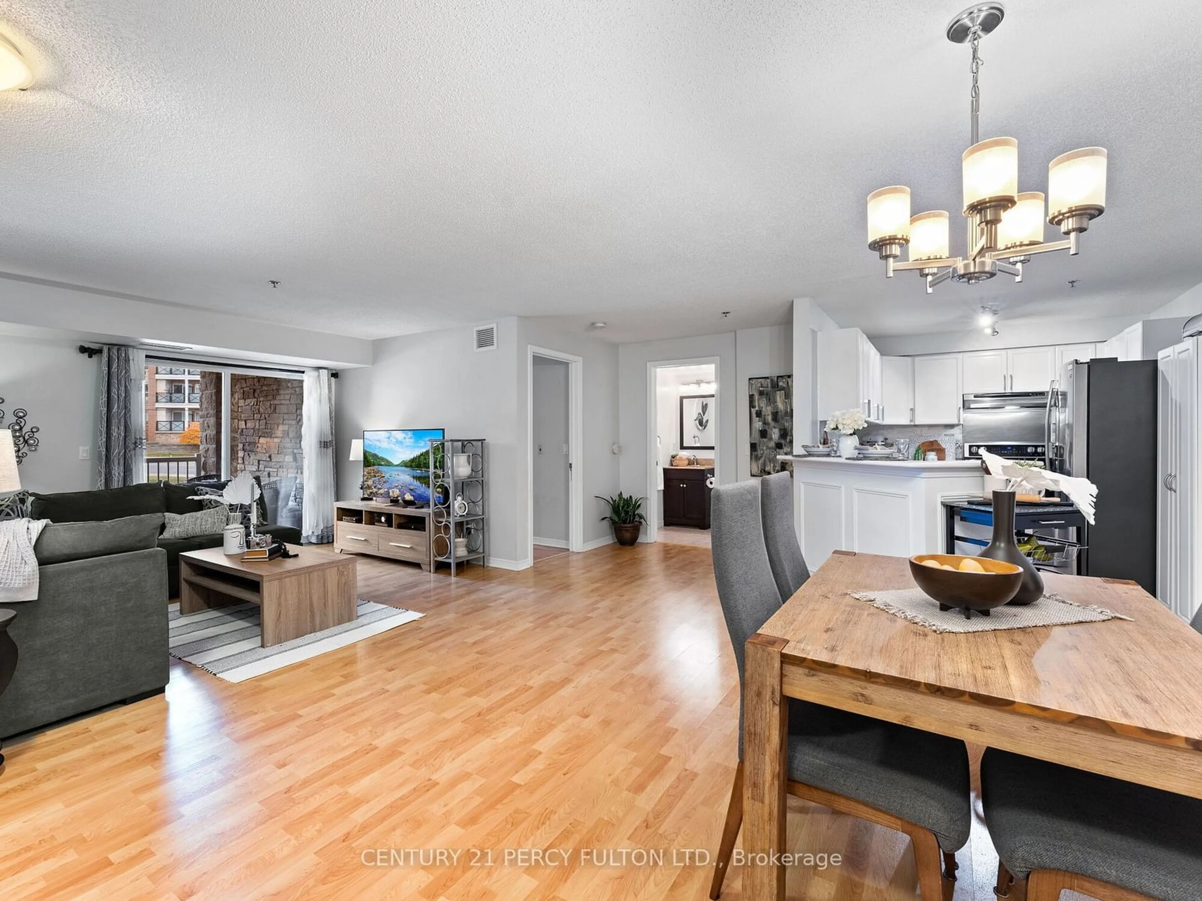 Open concept kitchen, wood/laminate floor for 684 Warden Ave #216, Toronto Ontario M1L 4W4