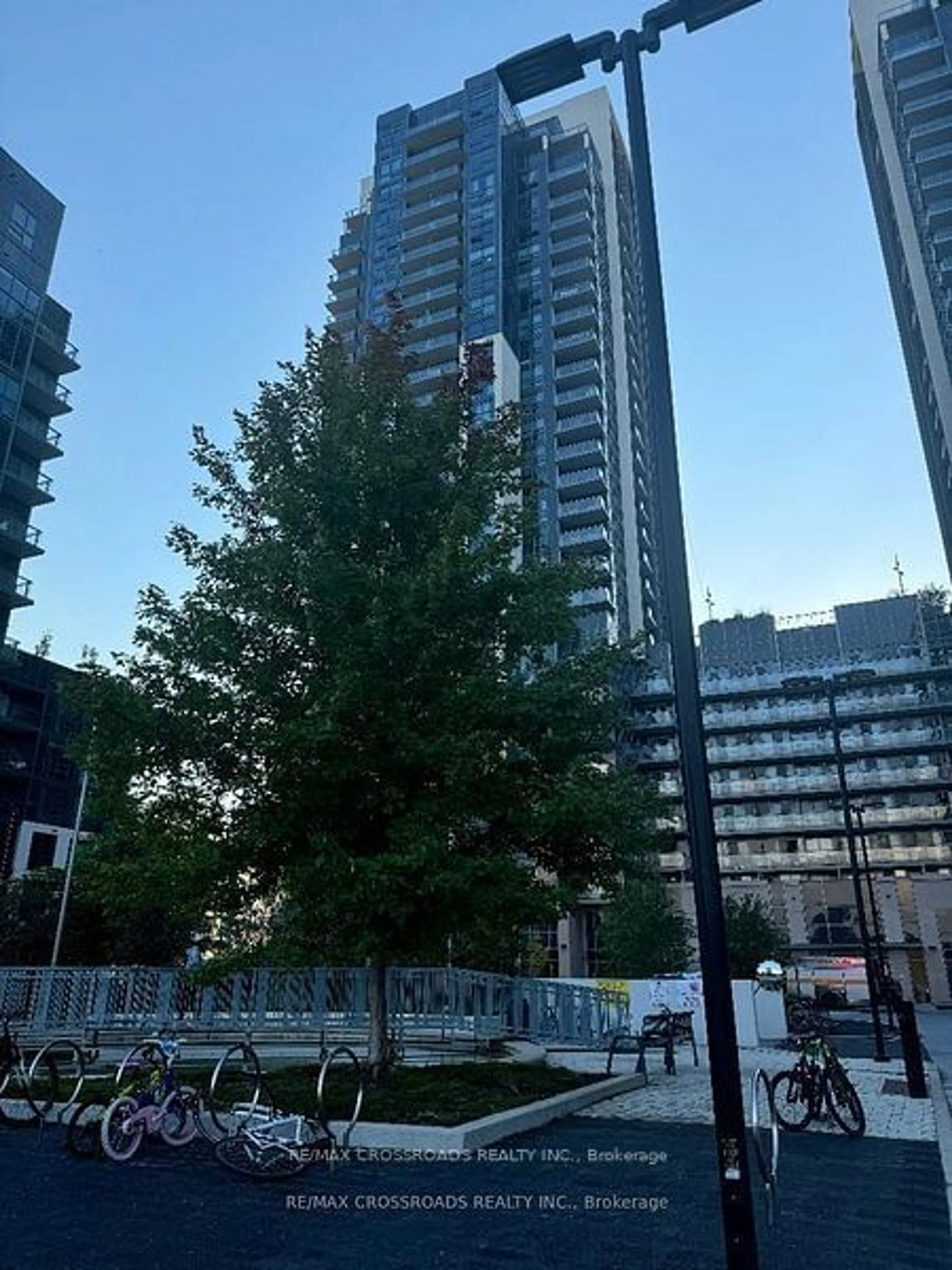 A pic from outside/outdoor area/front of a property/back of a property/a pic from drone, city buildings view from balcony for 20 Meadowglen Pl #422, Toronto Ontario M1G 0A9