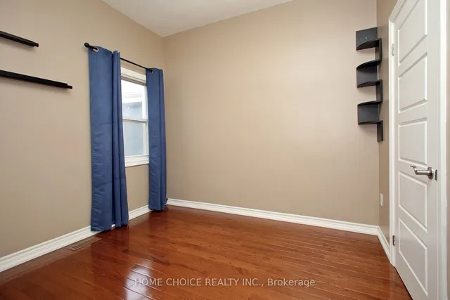 Additional property image - 106 Carlaw Ave