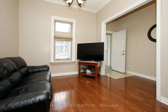 Additional property image - 106 Carlaw Ave