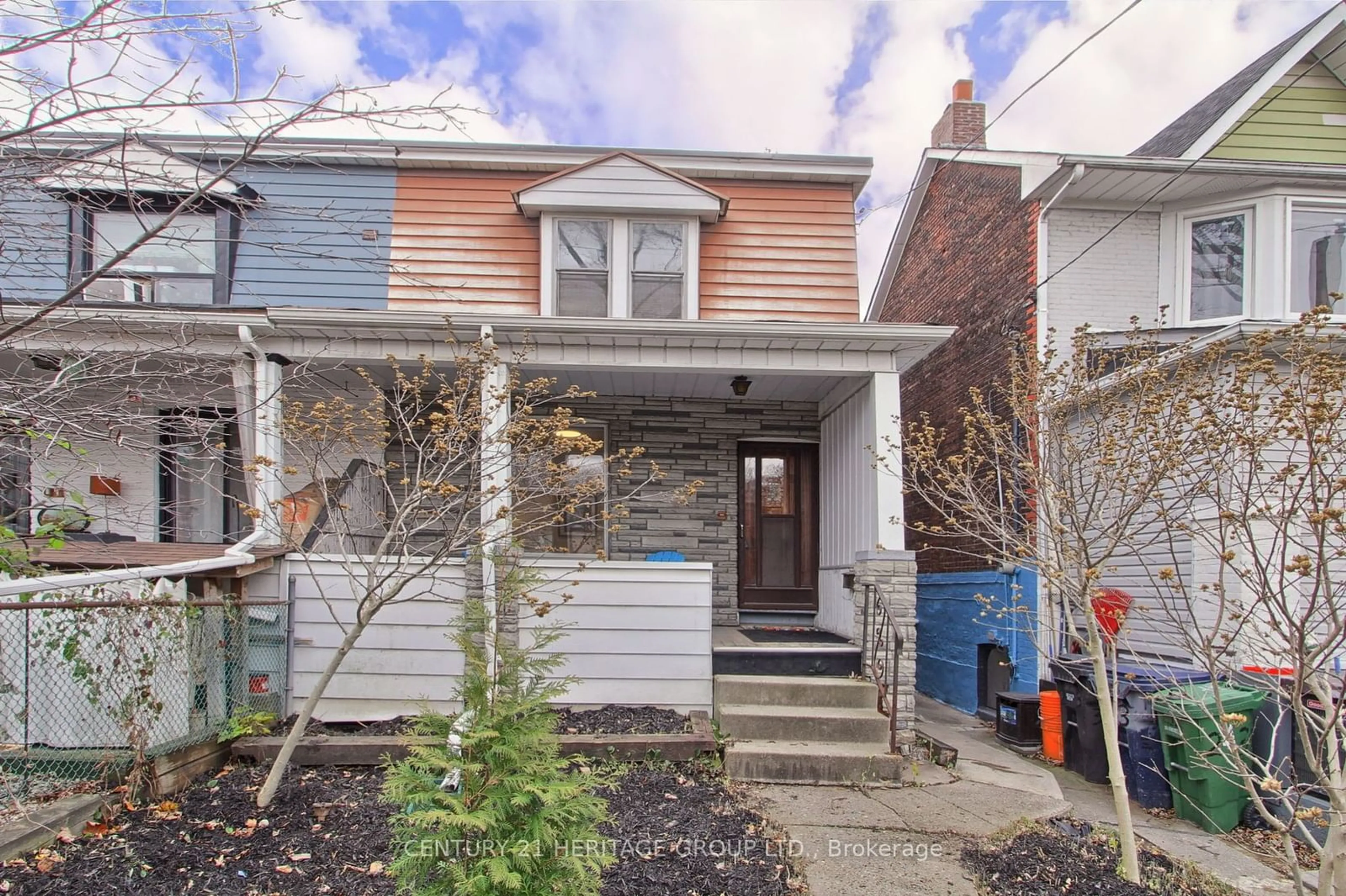 Unknown for 33 Marjory Ave, Toronto Ontario M4M 2Y2