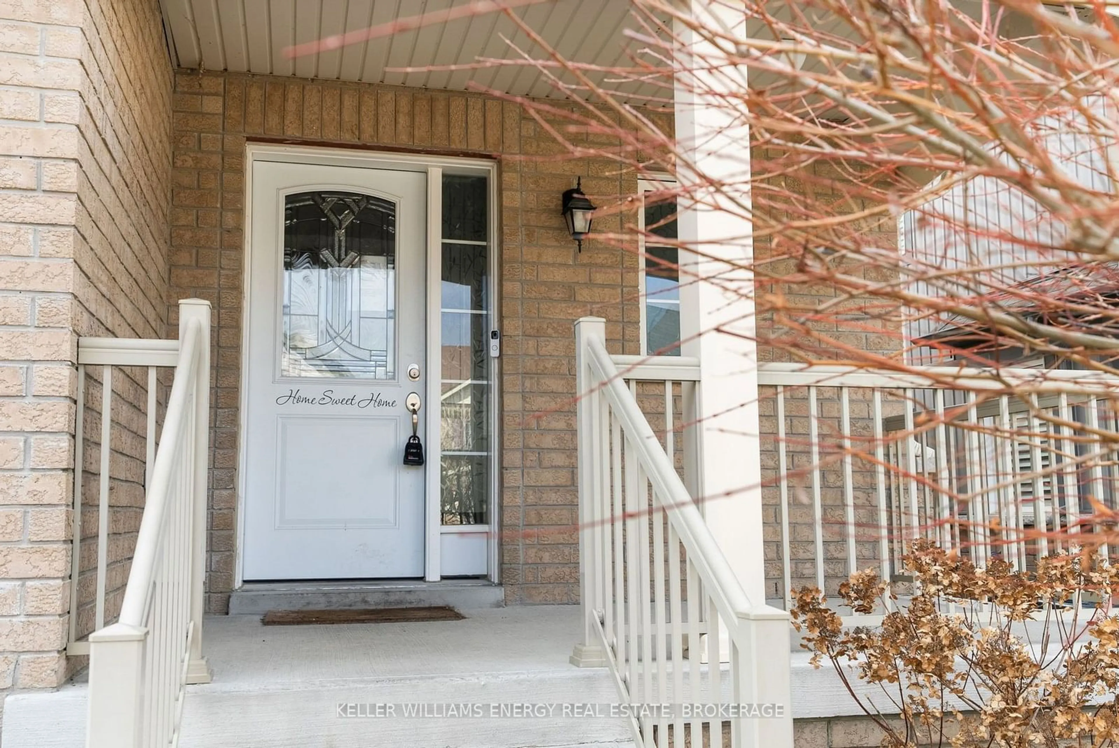 Indoor entryway for 10 Jack Roach St, Clarington Ontario L1C 0S8