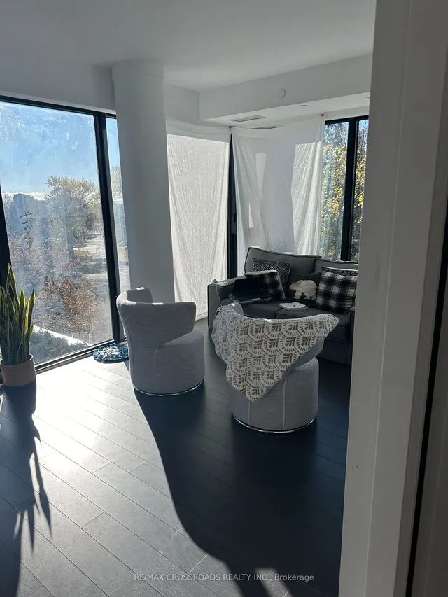 Additional property image - 2799 Kingston Rd Unit 305