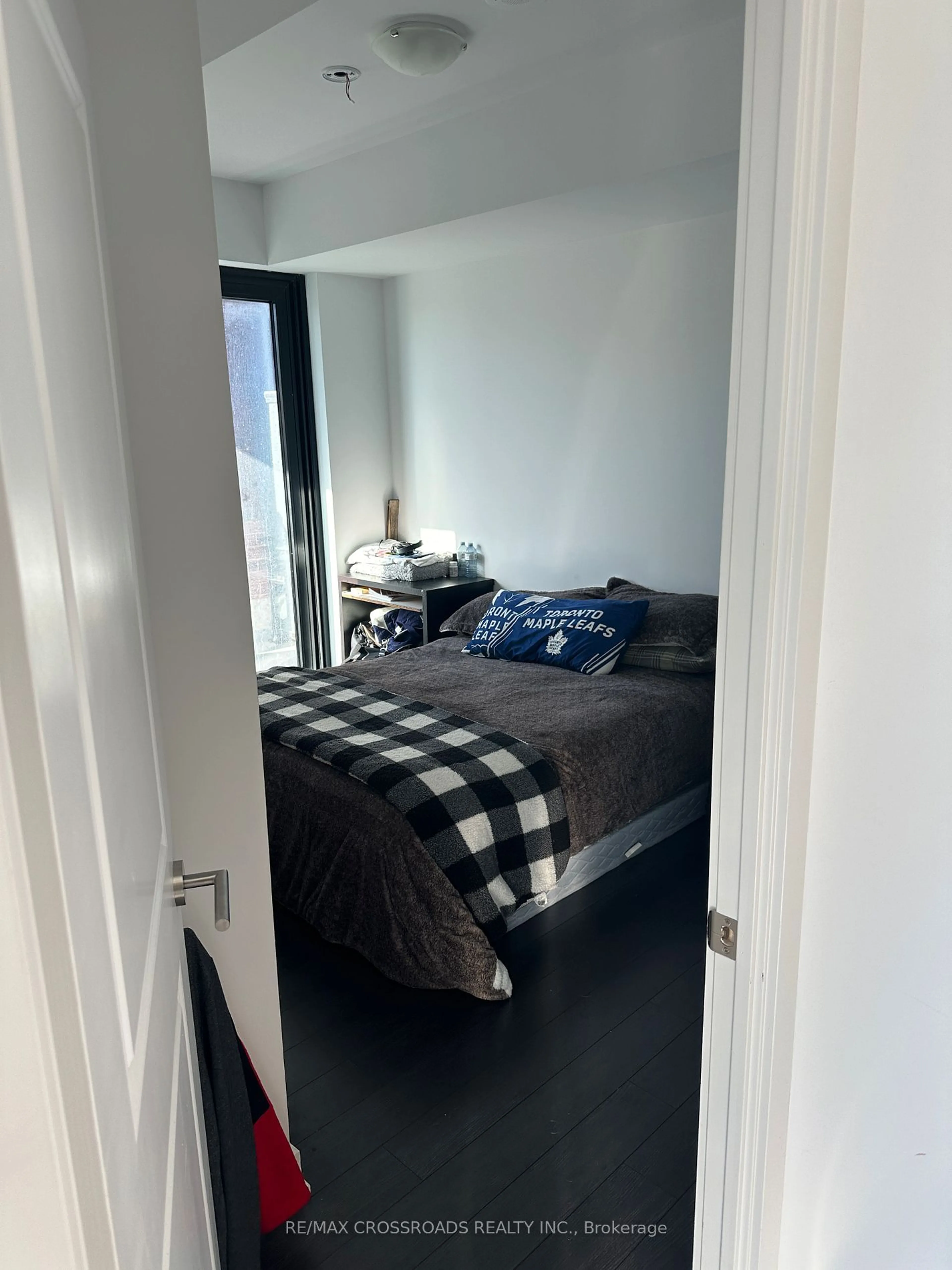 A pic of a room for 2799 Kingston Rd #305, Toronto Ontario M1M 1N1