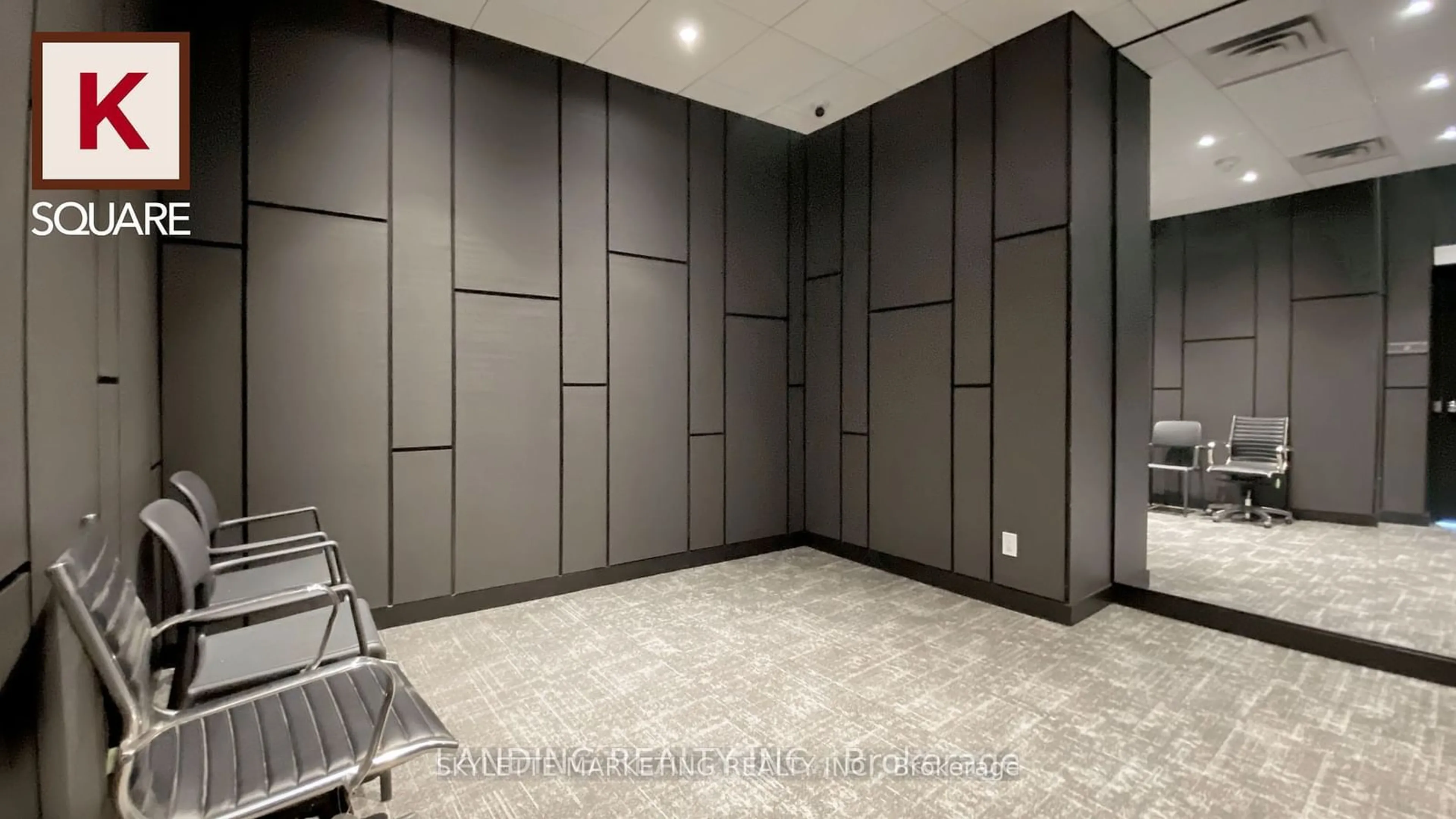 Indoor foyer for 2031 KENNEDY Rd #2026, Toronto Ontario M1T 0B8