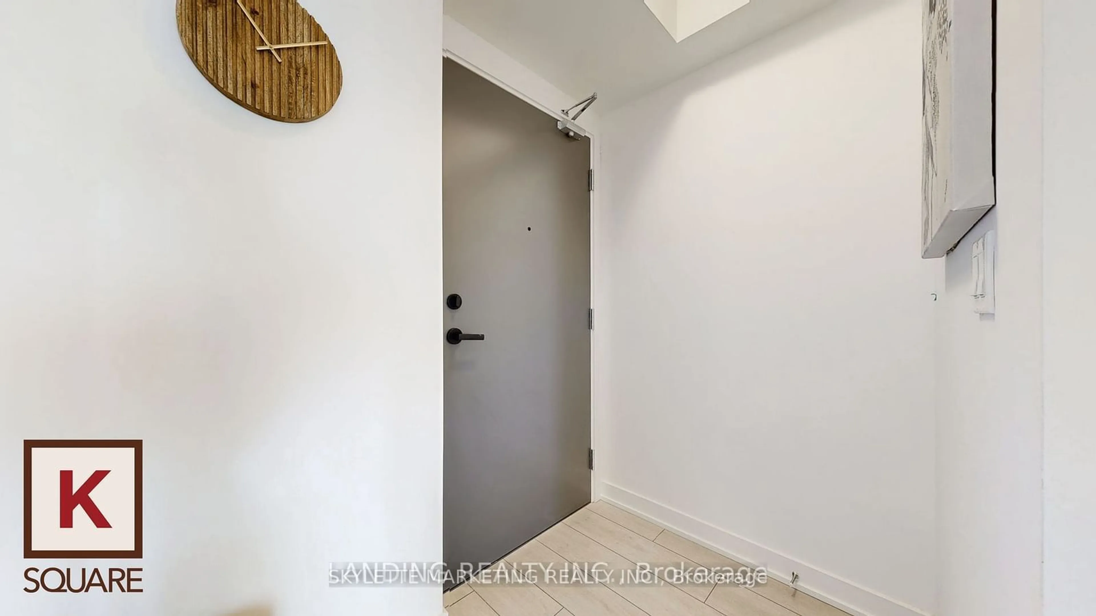 Indoor entryway for 2031 KENNEDY Rd #3326, Toronto Ontario M1T 0B8