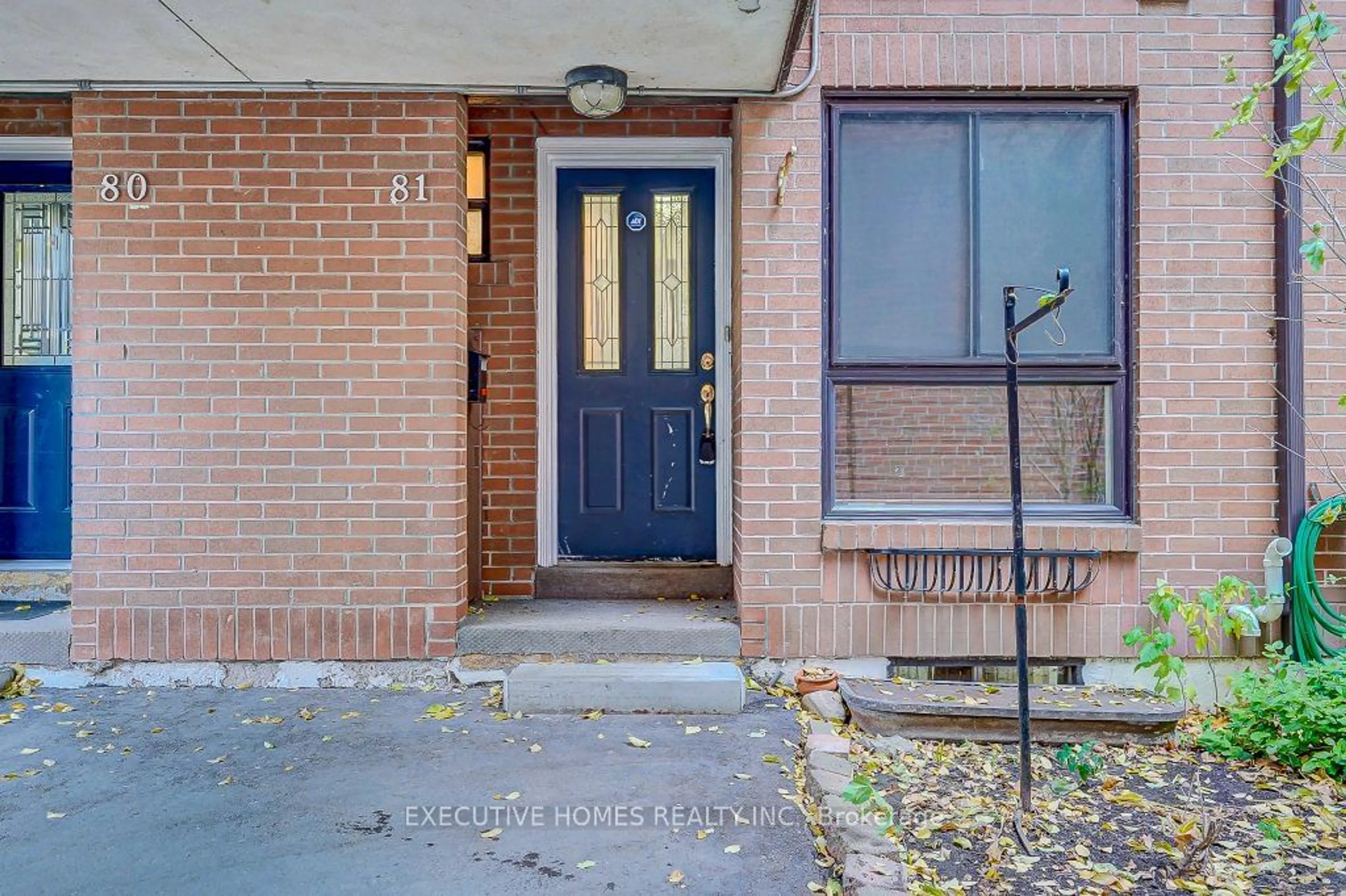 Indoor entryway for 28 Livingston Rd #81, Toronto Ontario M1E 4S4