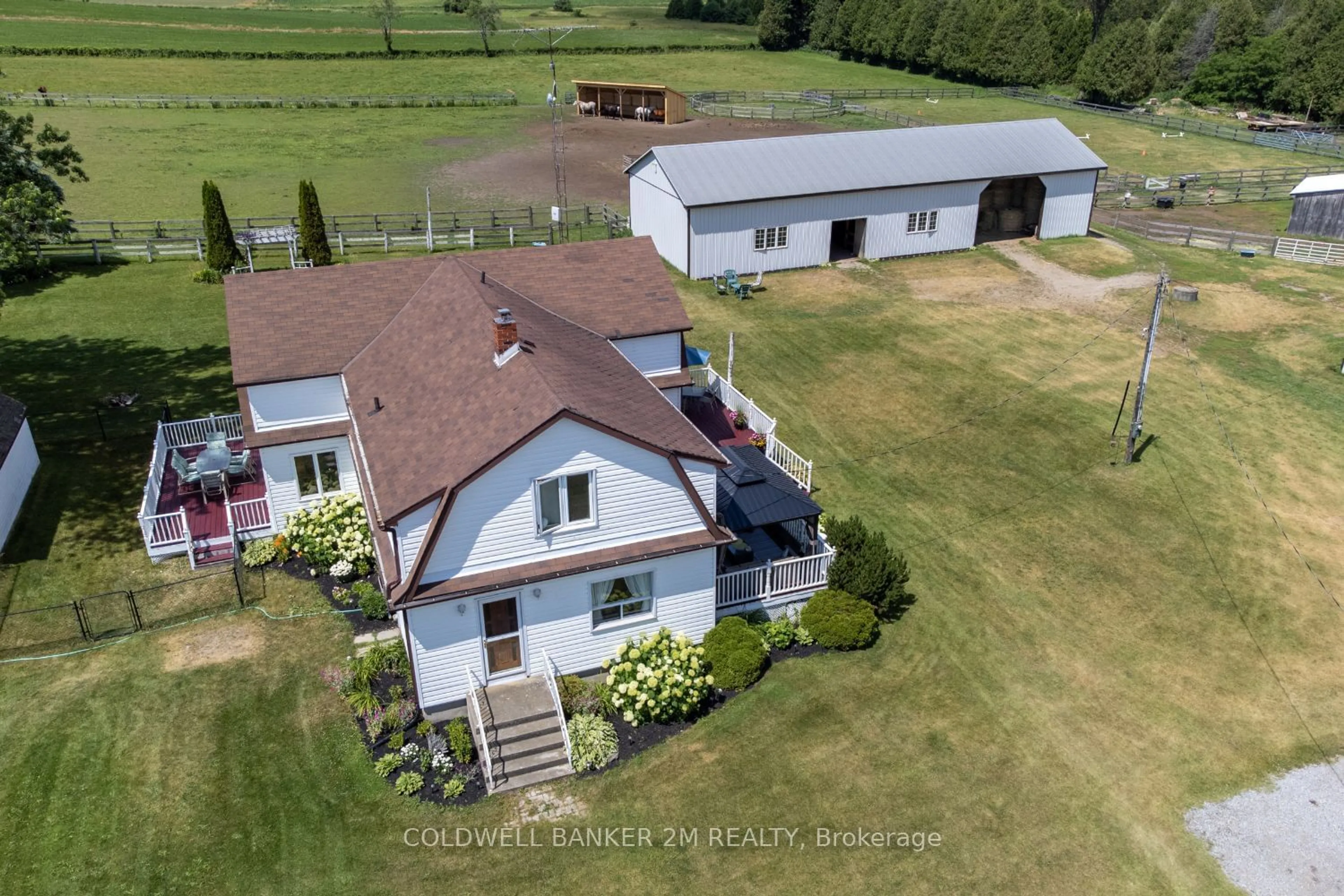 A pic from outside/outdoor area/front of a property/back of a property/a pic from drone, building for 5728 Gilmore Rd, Clarington Ontario L0A 1J0