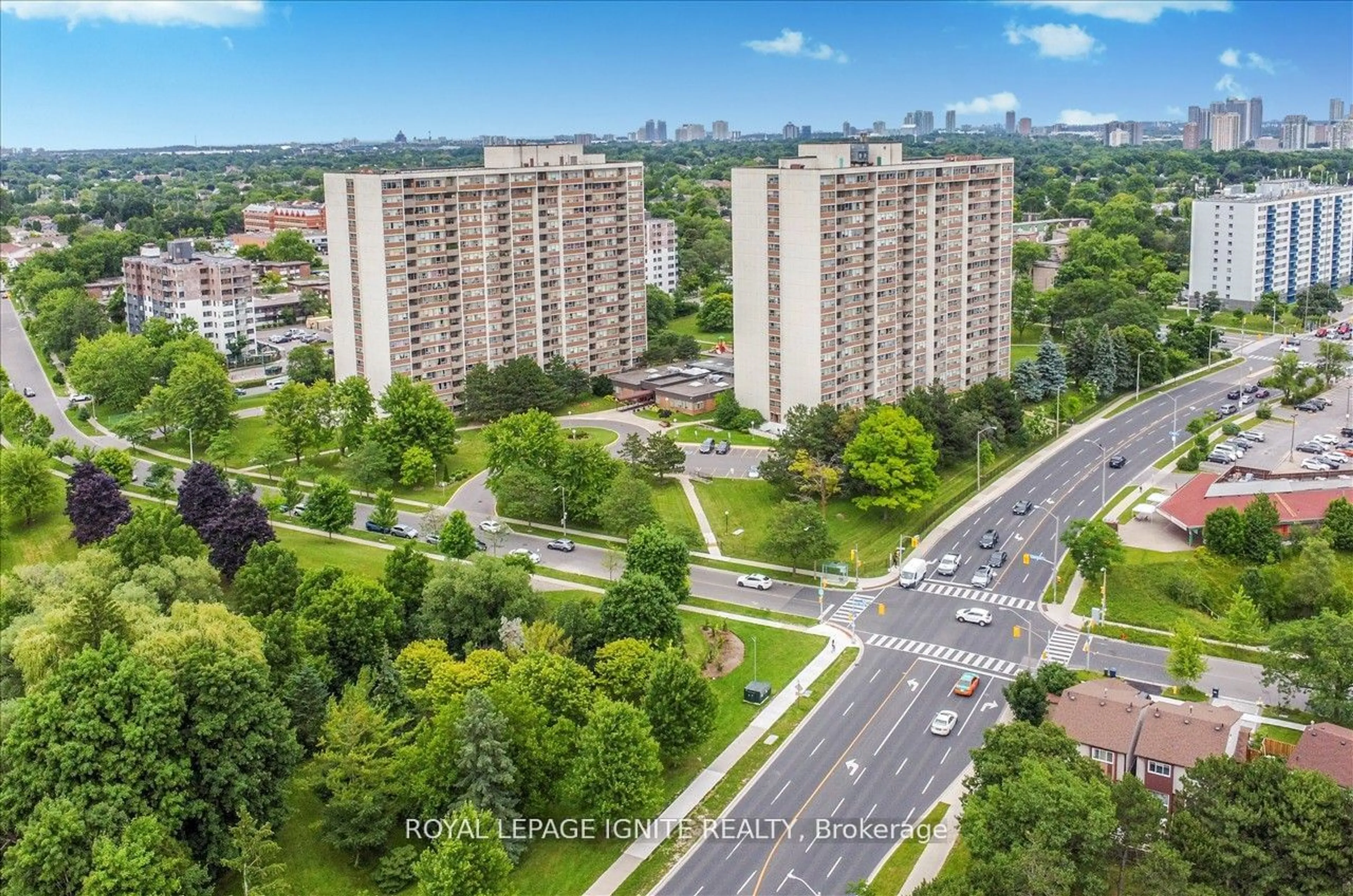 A pic from outside/outdoor area/front of a property/back of a property/a pic from drone, city buildings view from balcony for 25 Silver Springs Blvd #709, Toronto Ontario M1V 1M9