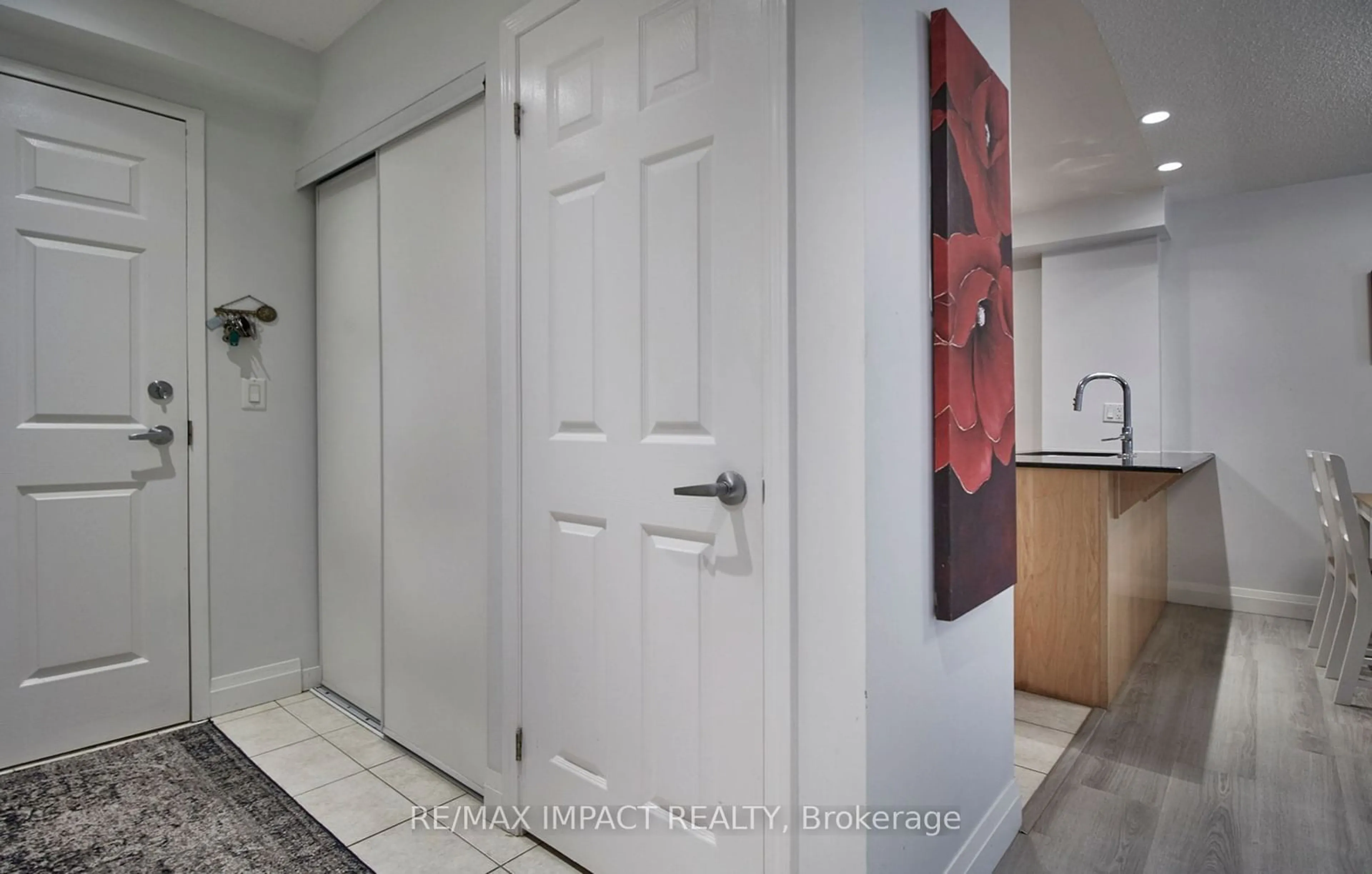 Indoor entryway for 61 Clarington Blvd #105, Clarington Ontario L1C 0H6