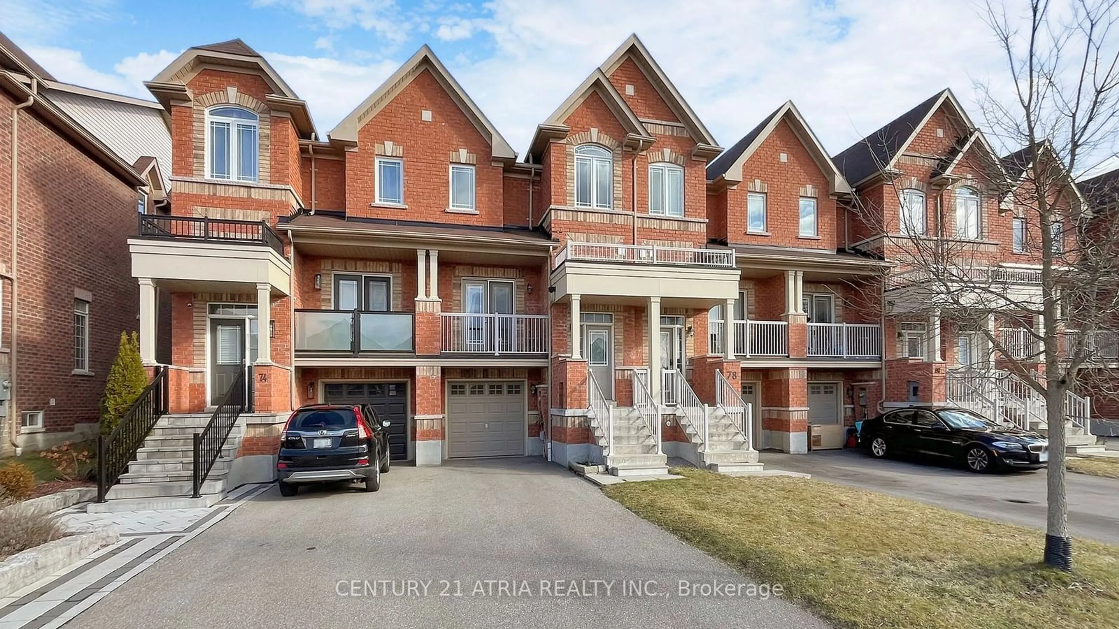 Home with brick exterior material, street for 76 Wimbledon Crt, Whitby Ontario L1P 0B7