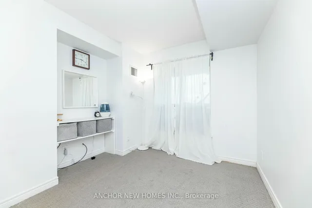 Additional property image - 60 Fairfax Cres Unit 426