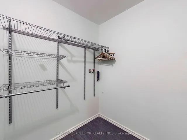 Additional property image - 2 Glamorgan Ave Unit 202