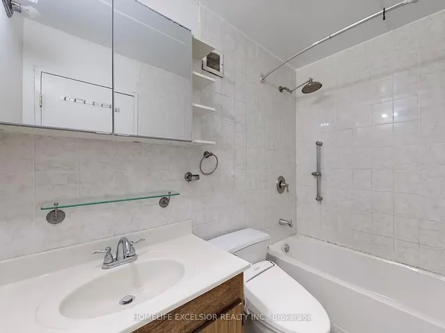 Additional property image - 2 Glamorgan Ave Unit 202