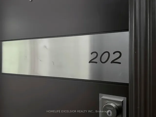 Additional property image - 2 Glamorgan Ave Unit 202