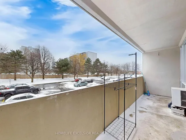 Additional property image - 2 Glamorgan Ave Unit 202
