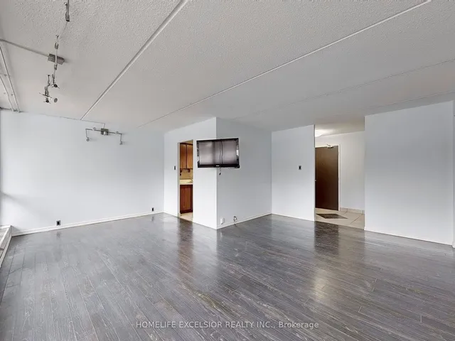 Additional property image - 2 Glamorgan Ave Unit 202