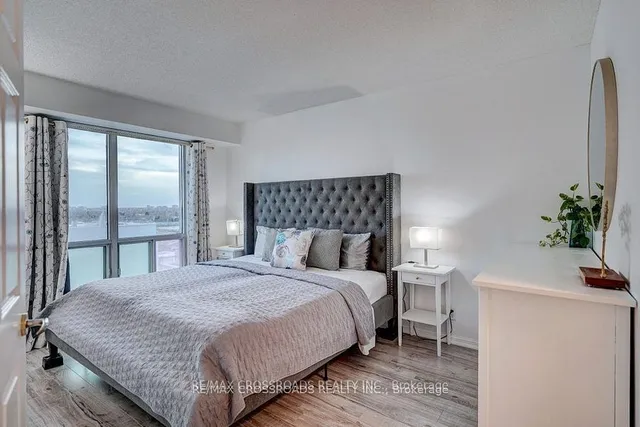 Additional property image - 1 Lee Centre Dr Unit 1709