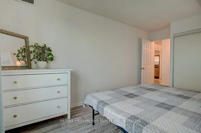 Additional property image - 1 Lee Centre Dr Unit 1709