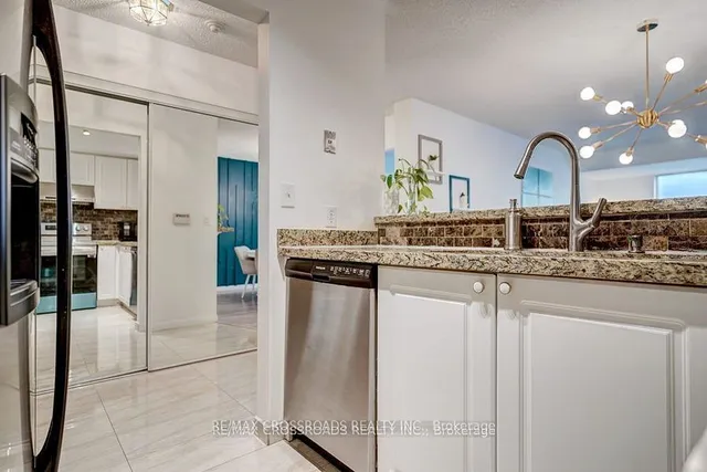 Additional property image - 1 Lee Centre Dr Unit 1709