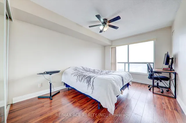 Additional property image - 2550 Lawrence Ave Unit 1415