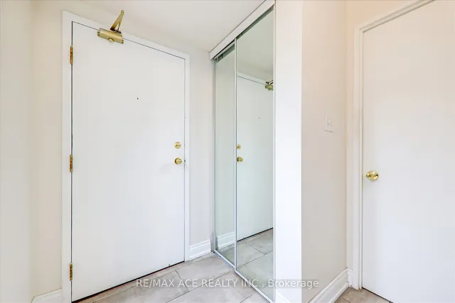 Additional property image - 2550 Lawrence Ave Unit 1415