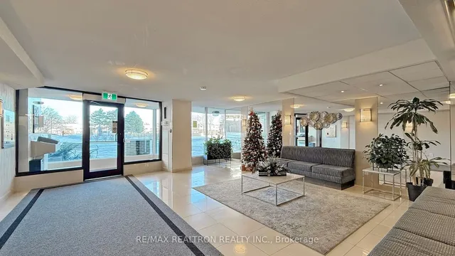 Additional property image - 65 Huntingdale Blvd Unit 1106