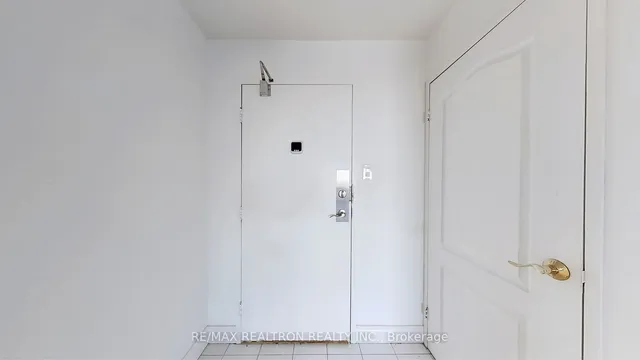 Additional property image - 65 Huntingdale Blvd Unit 1106
