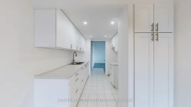 Additional property image - 65 Huntingdale Blvd Unit 1106