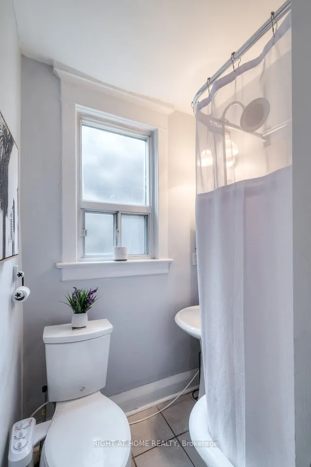 Additional property image - 30 Curzon St