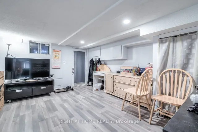 Additional property image - 30 Curzon St