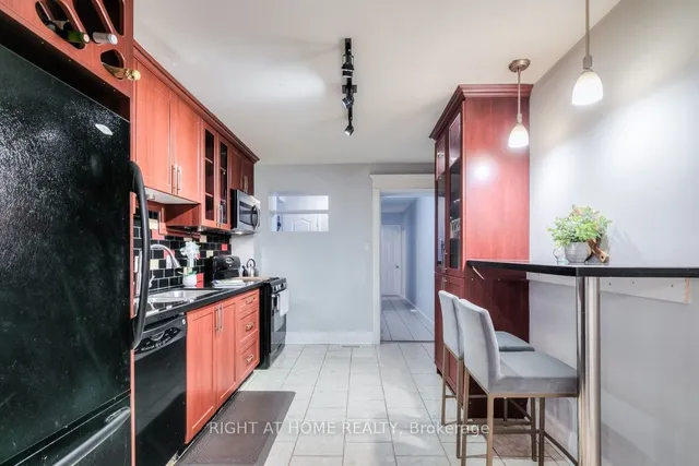 Additional property image - 30 Curzon St
