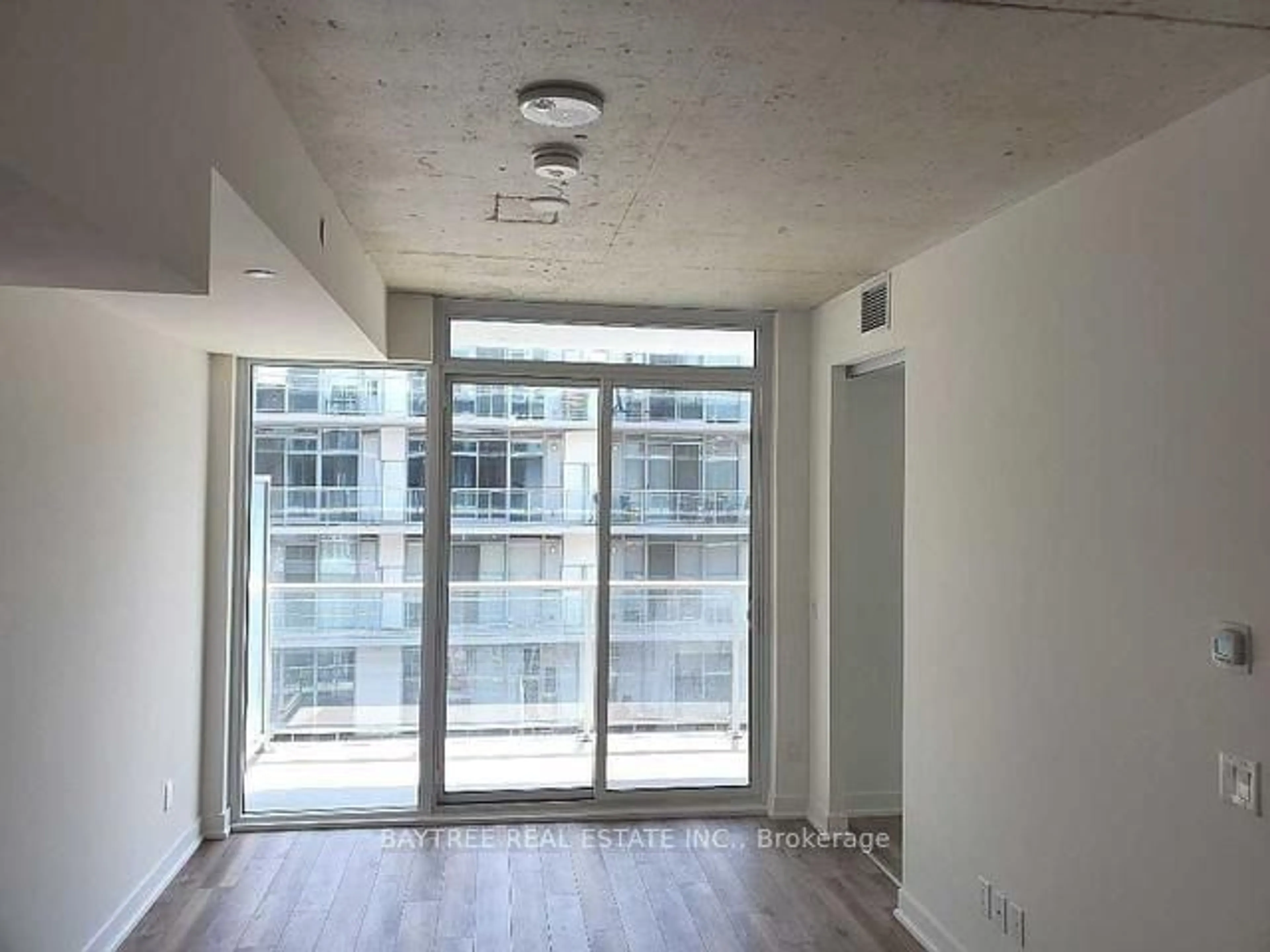 A pic of a room for 30 Baseball Pl #912, Toronto Ontario M4M 0E8