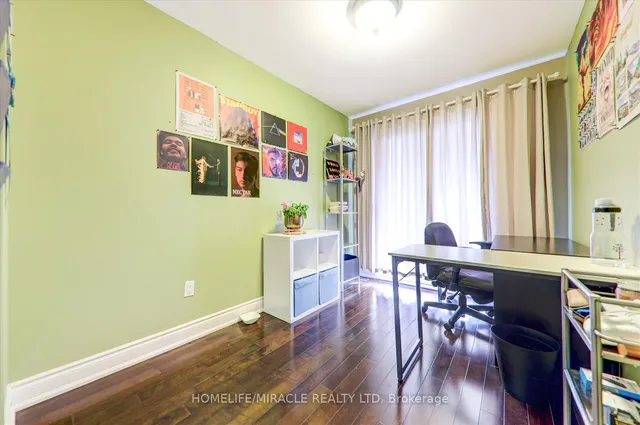 Additional property image - 6 Haddon Ave