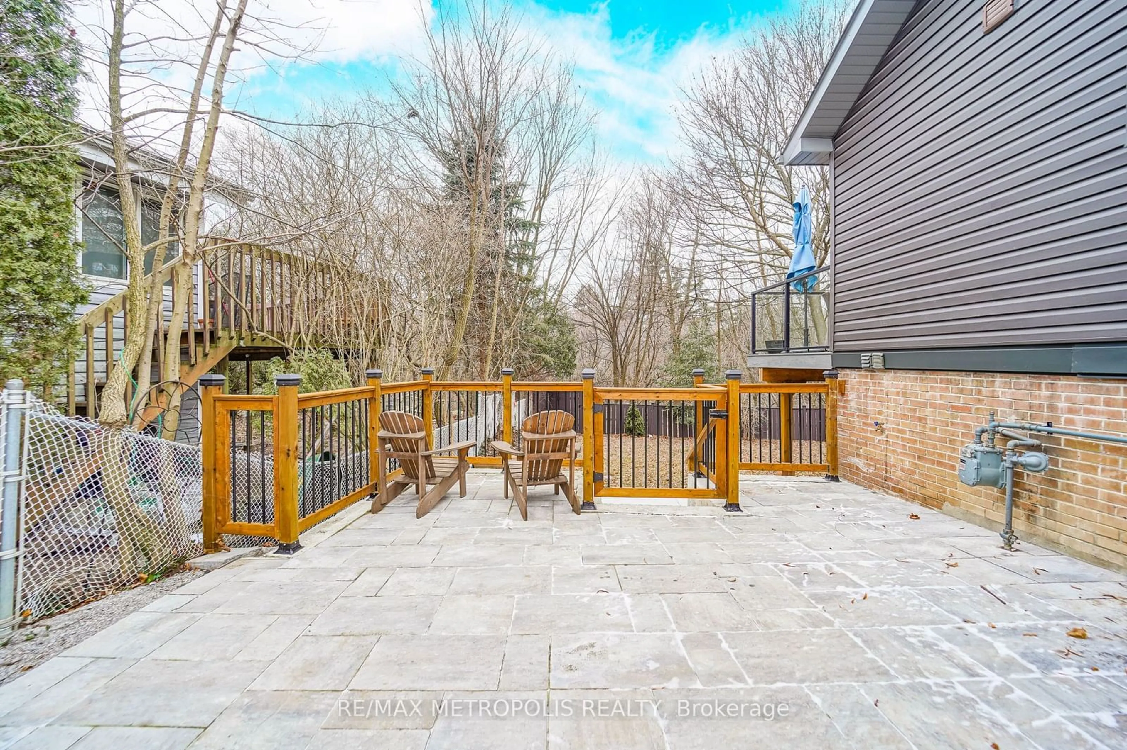 Patio, street for 40 NORTHFIELD Rd, Toronto Ontario M1G 2H4