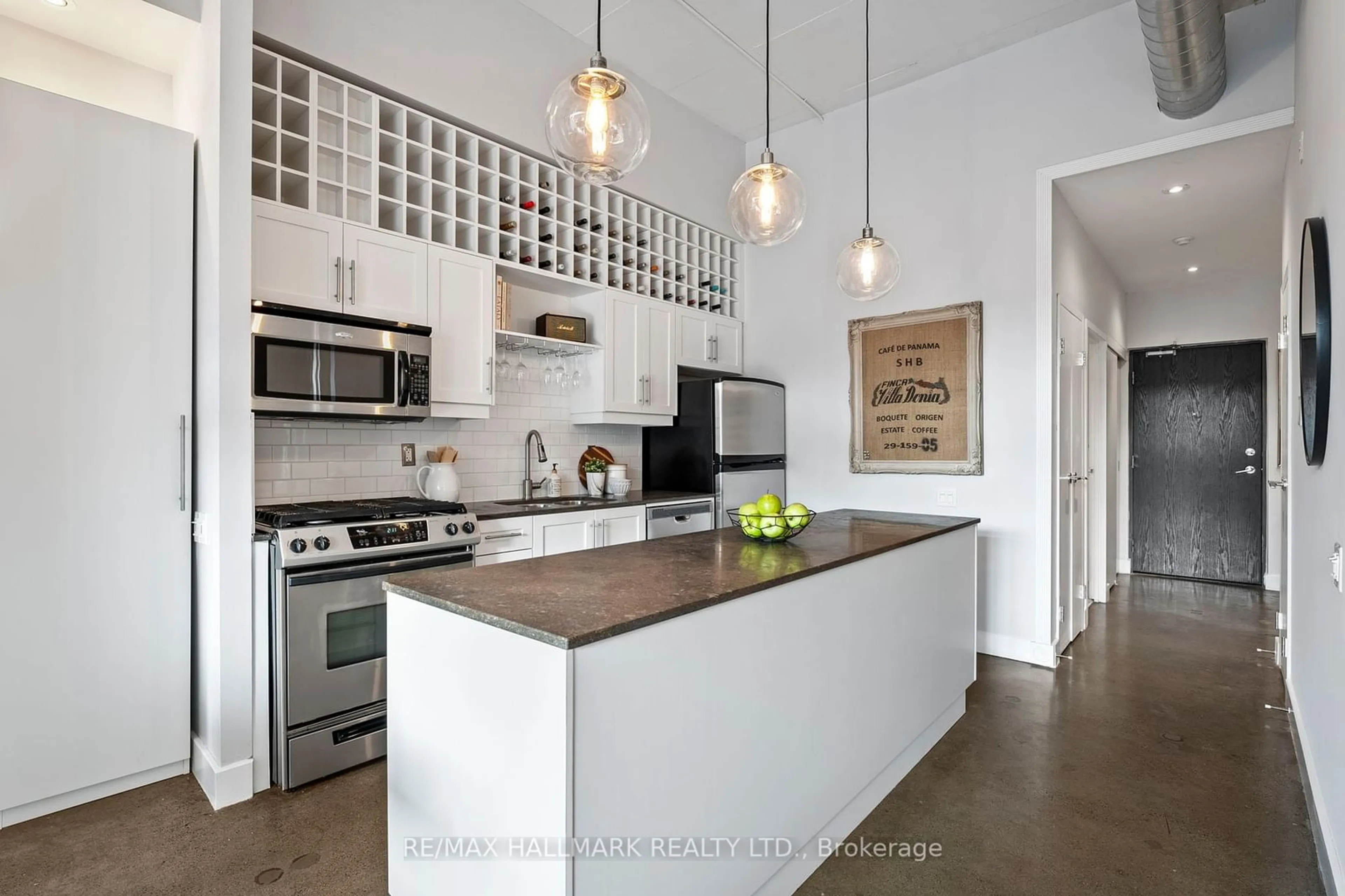 Contemporary kitchen, unknown for 233 Carlaw Ave #204, Toronto Ontario M4M 3N6