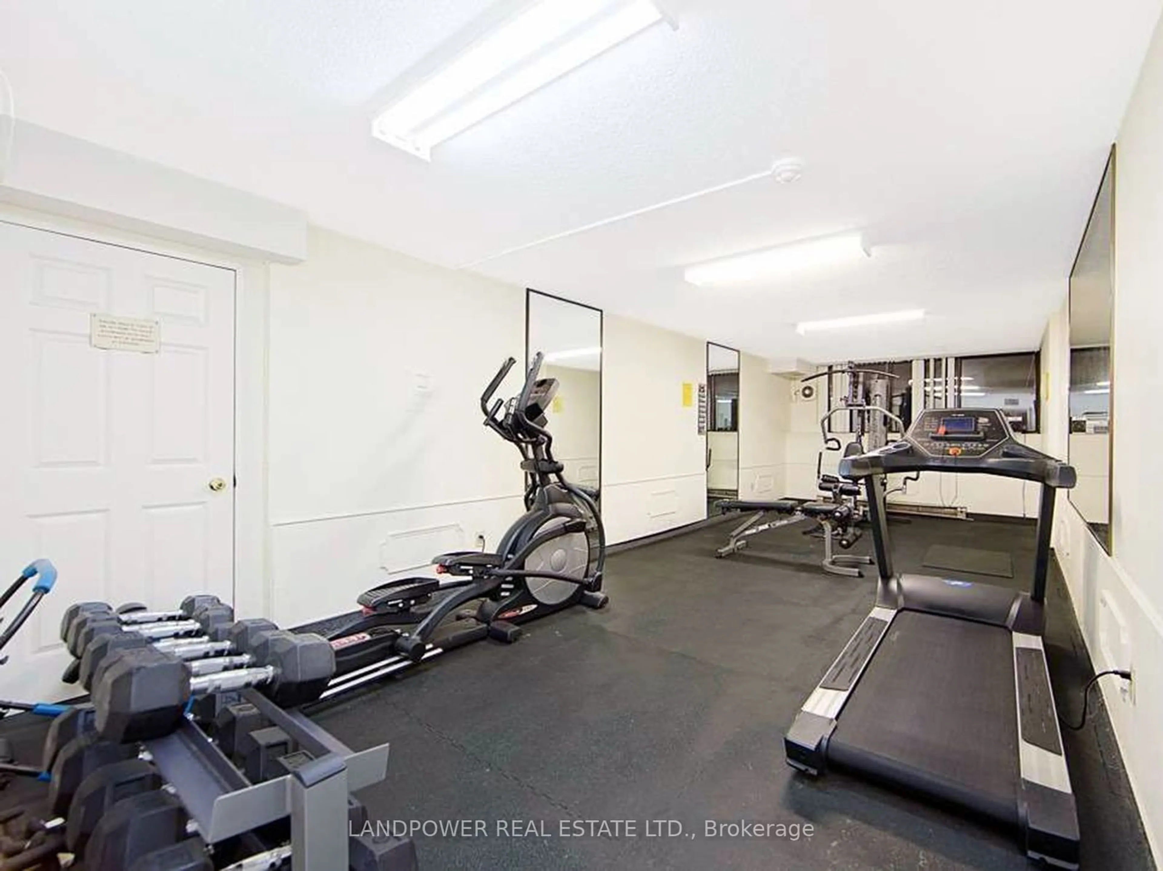 Gym or fitness room for 10 Tapscott Rd #1011, Toronto Ontario M1B 3L9