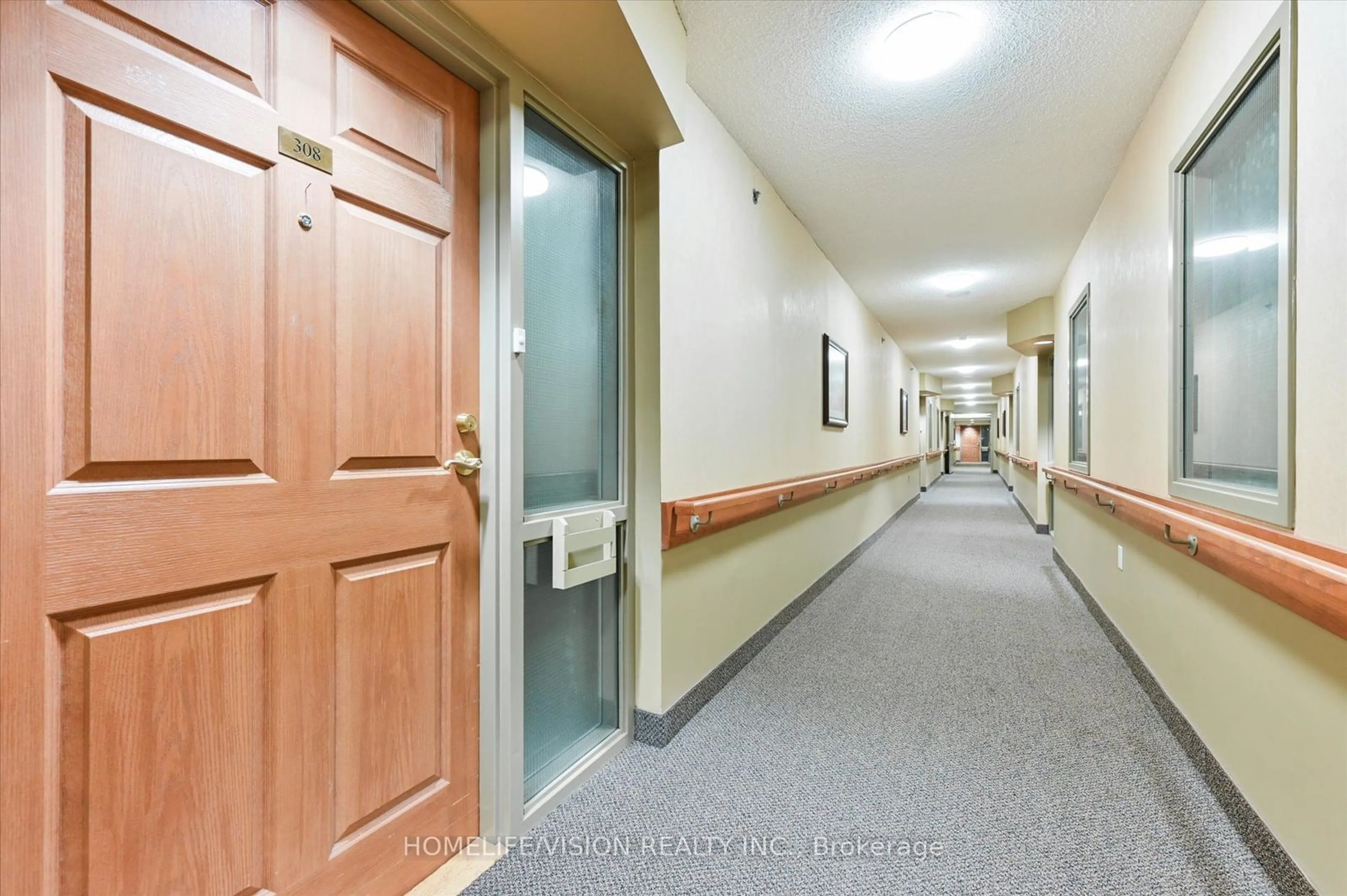 Indoor foyer for 115 Bonis Ave #308, Toronto Ontario M1T 3S4