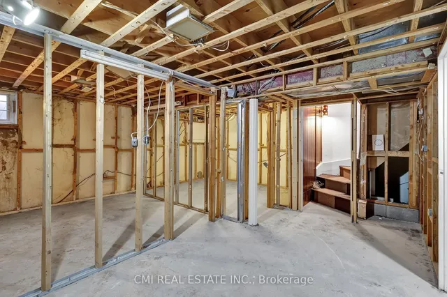Additional property image - 270 TIMBERBANK Blvd Unit 6