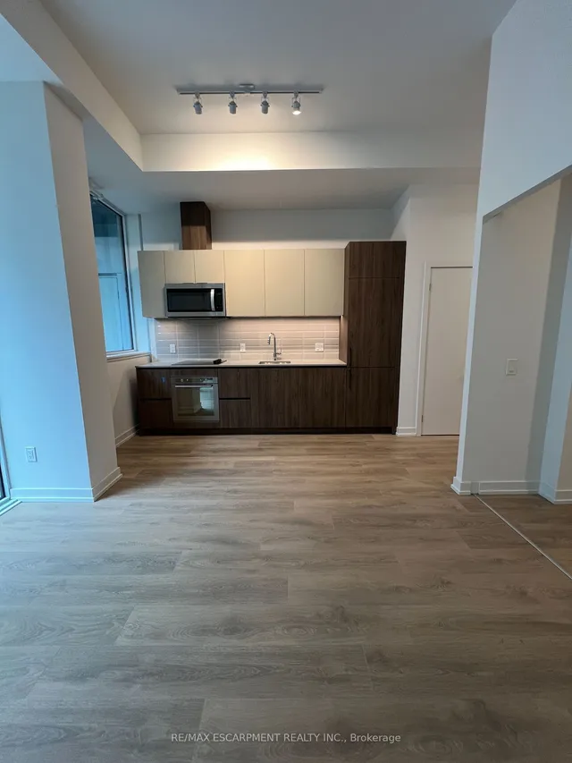 Additional property image - 150 LOGAN Ave Unit 115
